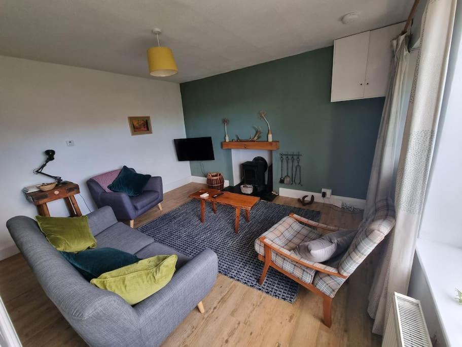 Cheerful Two Bedroom Cottage In The Forest Of Dean Lydbrook エクステリア 写真