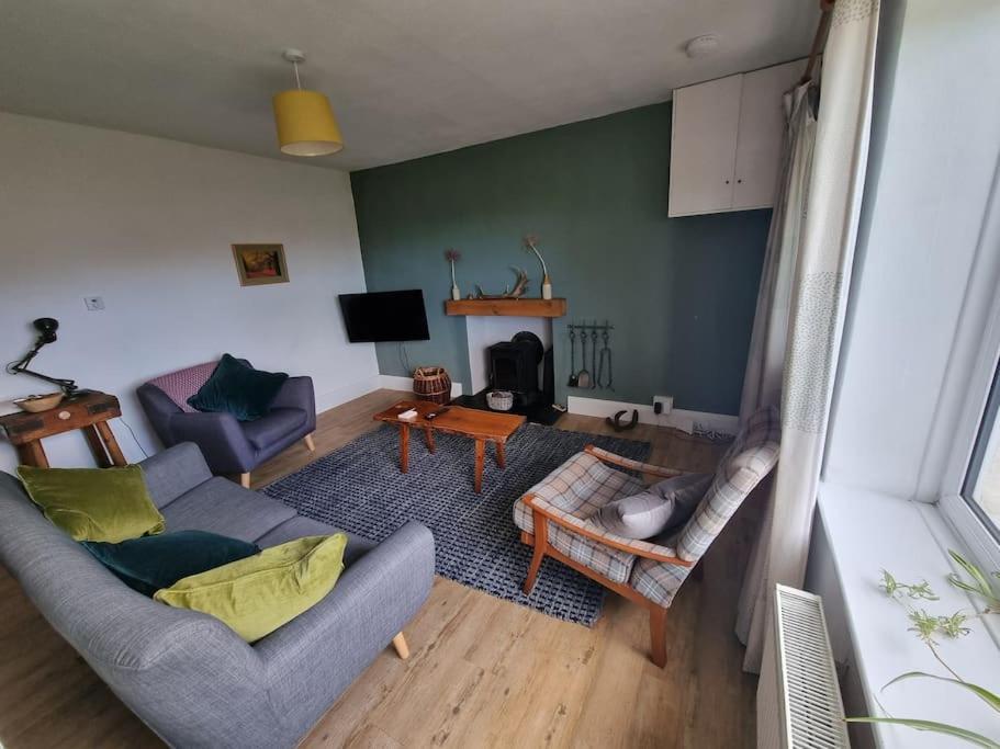 Cheerful Two Bedroom Cottage In The Forest Of Dean Lydbrook エクステリア 写真