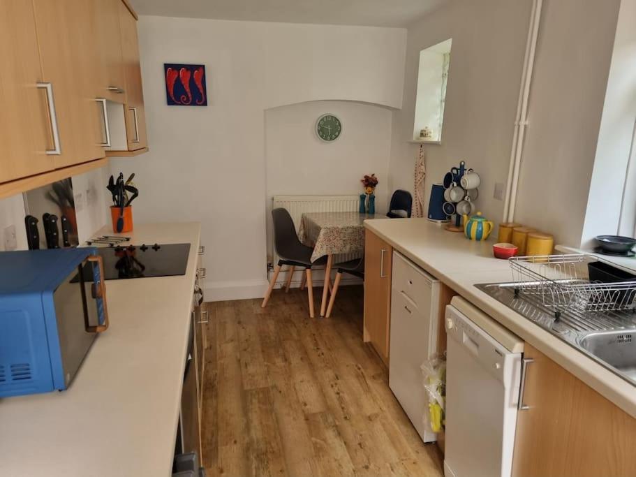 Cheerful Two Bedroom Cottage In The Forest Of Dean Lydbrook エクステリア 写真